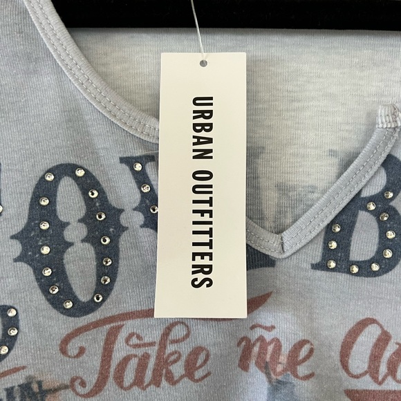 Urban Outfitters long sleeves crop top - Brand new - with tags - Cowboy design - Picture 3 of 5